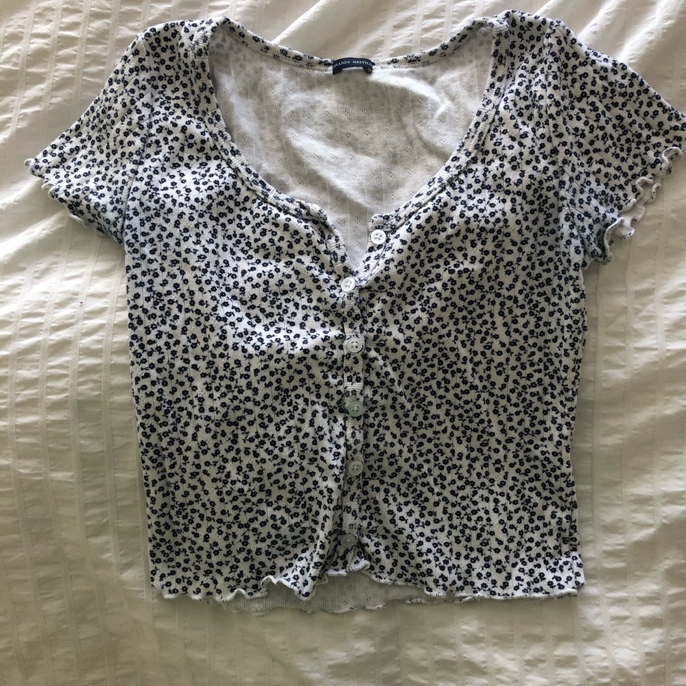 Brandy Melville Zelly Top
